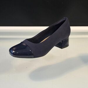 Clarks Marilyn Sara Blue Shoes Womens Sz 7.5 Fabric w Patent Leather Block Heels